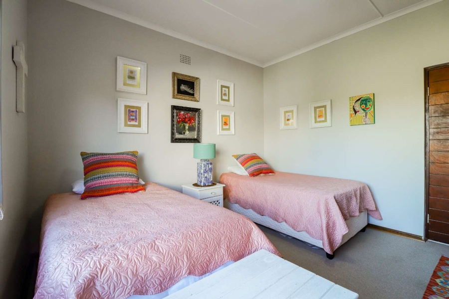 4 Bedroom Property for Sale in Hartenbos Central Western Cape